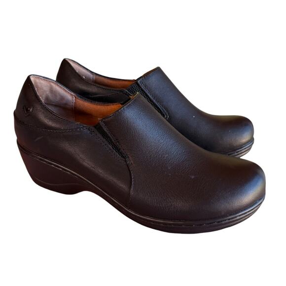 Nurse Mates "Kate" Wide Width Leather Slip Resistant Work Shoes  size 8.5W - Picture 1 of 16